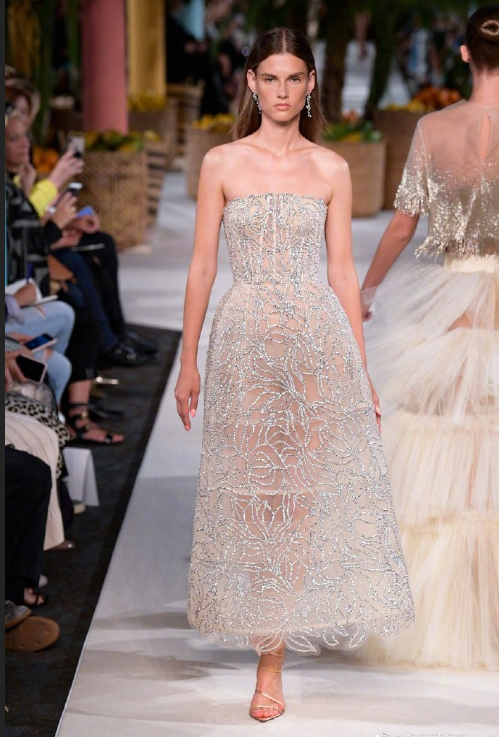 Oscar de la Renta Spring 2020礼服图片