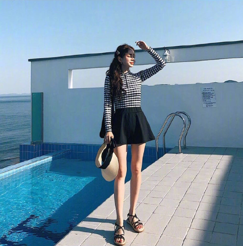 夏季海边美女图片 旅行穿搭Look