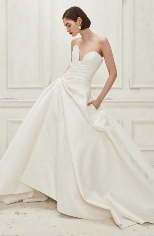 美国婚纱品牌Oscar de la Renta2019白色婚纱图片