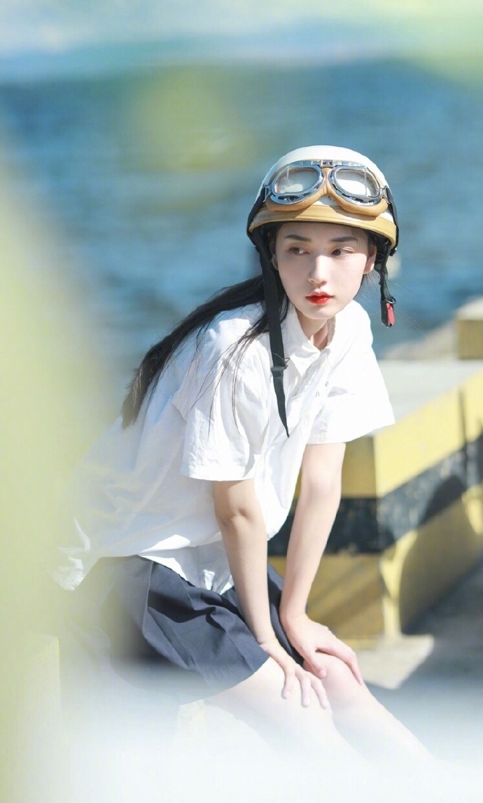 海边美女图片 海风少女写真图片