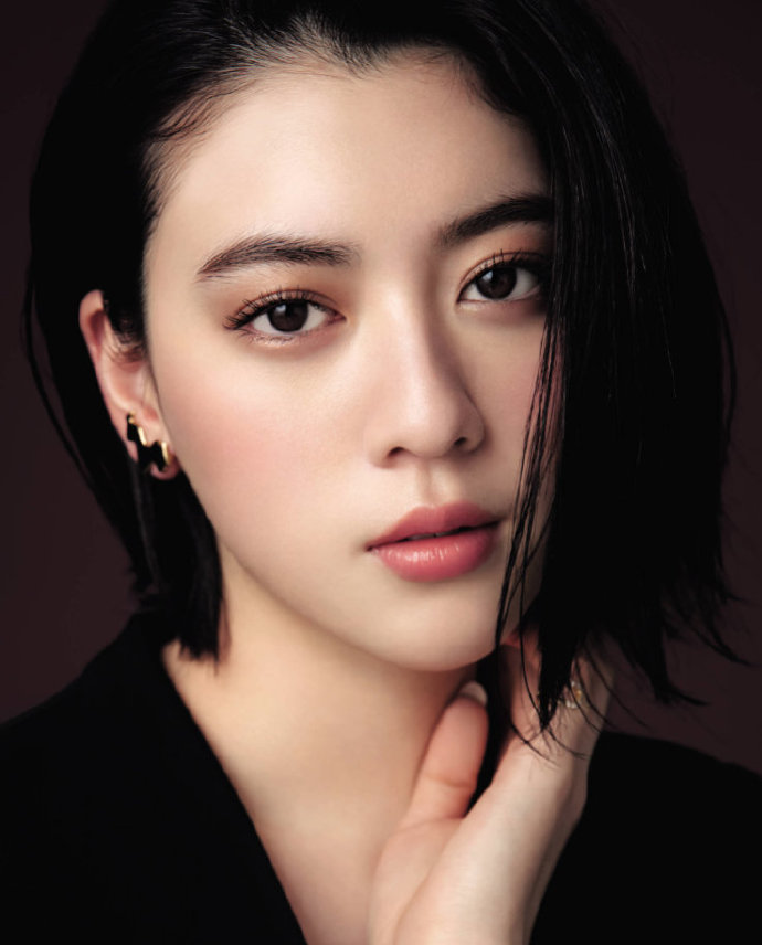日本美女图片 周杰伦新歌mv女主日本女星三吉彩
