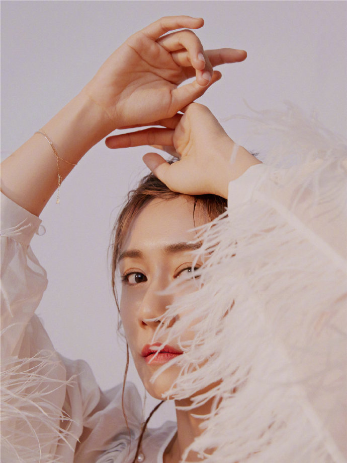 湖南美女图片 中国女星刘芸最新时尚大片
