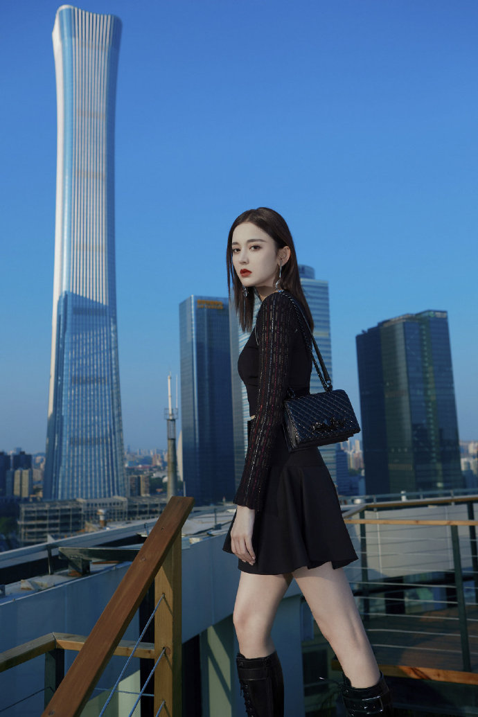 新疆美女图片 明星美女古力娜扎超A图片