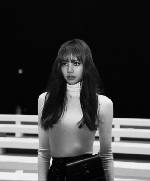 泰国美女图片 韩国明星美女lisa巴黎时装周图片