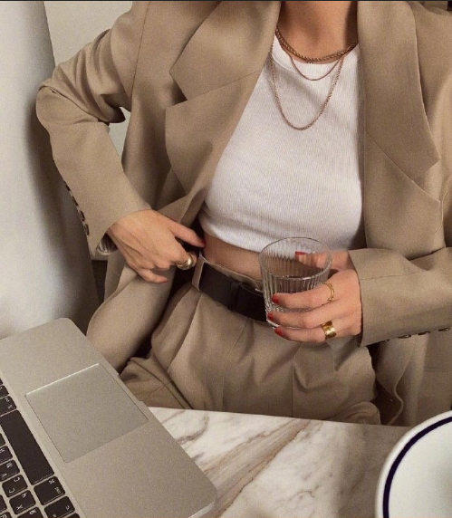 俄罗斯美女时尚博主Anastasia Rystova法式chic穿搭图