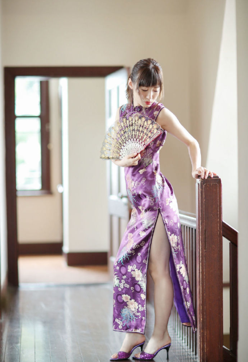 性感旗袍美女诱惑图片