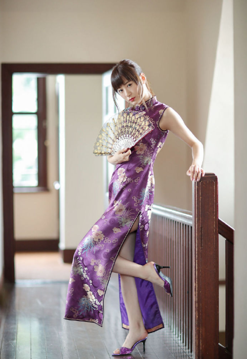 性感旗袍美女诱惑图片
