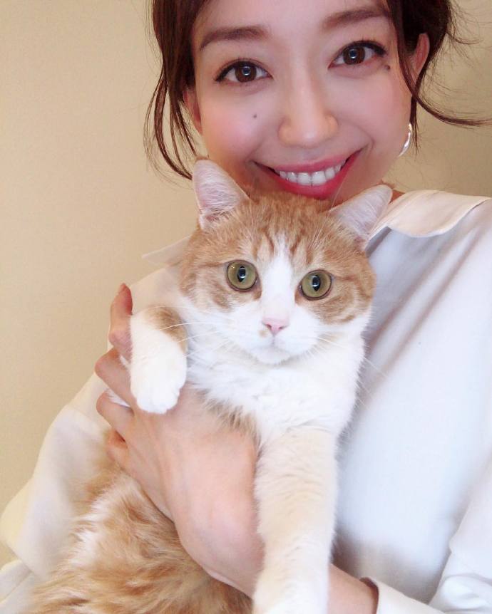 日本美女模特图片 日本女星松岛花美图