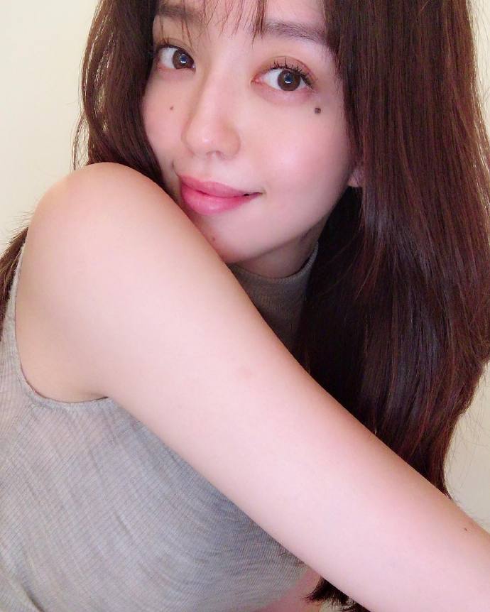 日本美女模特图片 日本女星松岛花美图