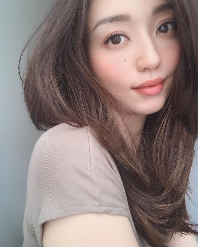 日本美女模特图片 日本女星松岛花美图