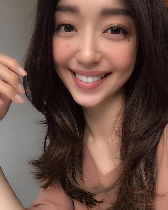 日本美女模特图片 日本女星松岛花美图