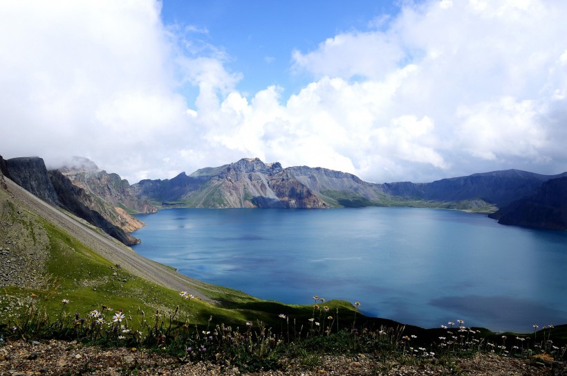 长白山天池风景图片