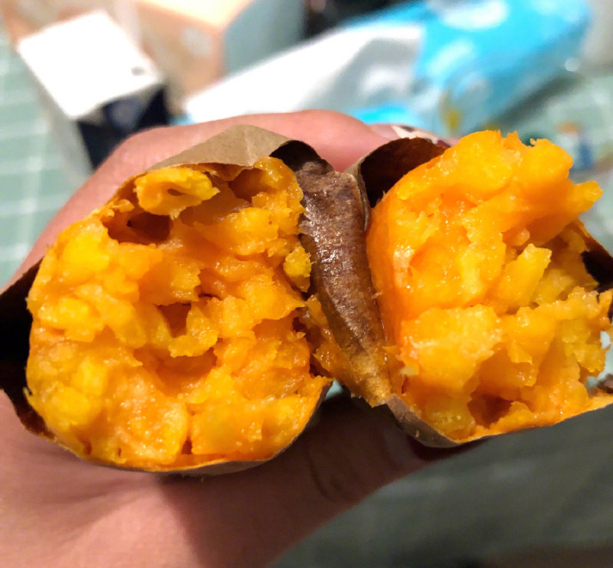儿时的零食冬天的记忆烤红薯图片