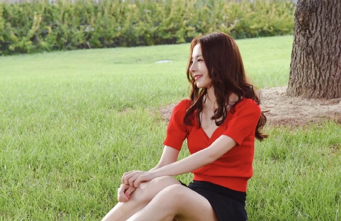 才女清纯mm美女艾莲娜图片