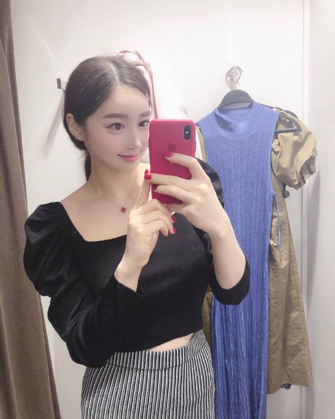 可爱美女自拍照图片你觉得呢