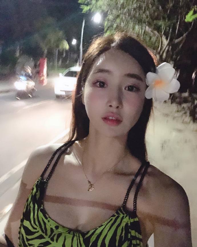 可爱美女自拍照图片你觉得呢