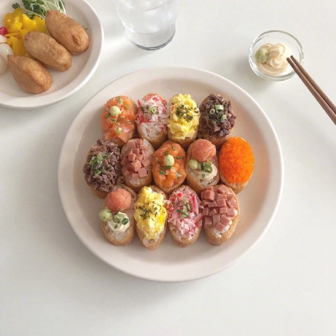 餐桌上的小美好早餐图片