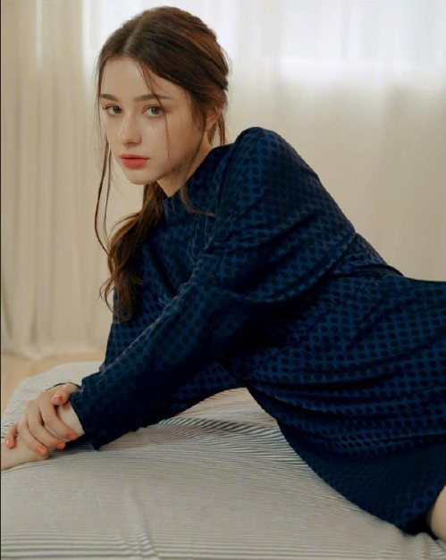 俄罗斯美女图片 俄罗斯女人Dasha Taran高颜值模特图片