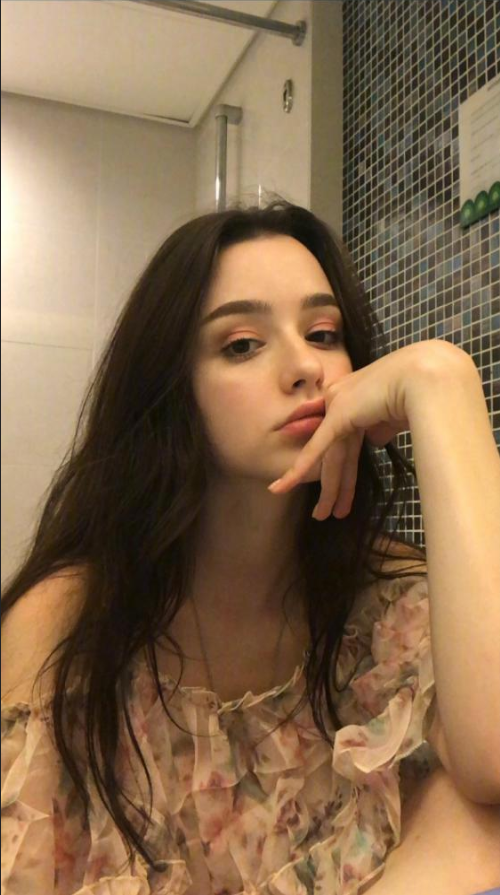 俄罗斯美女图片 俄罗斯女人Dasha Taran高颜值模特图片