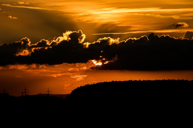 大自然风景唯美的夕阳晚霞图片