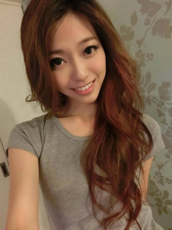 高颜值纯天然极品美女自拍照图片