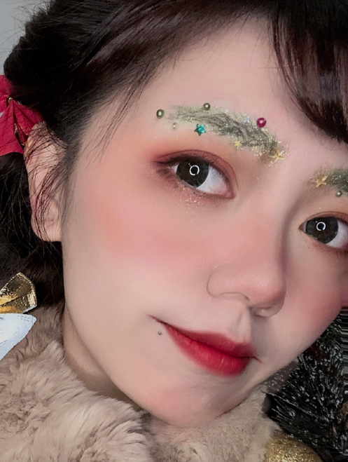 圣诞妆容清纯可爱mm美女图片