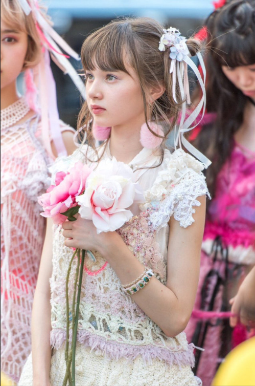 日本美女明星酒井彩名(マーシュ彩)图片