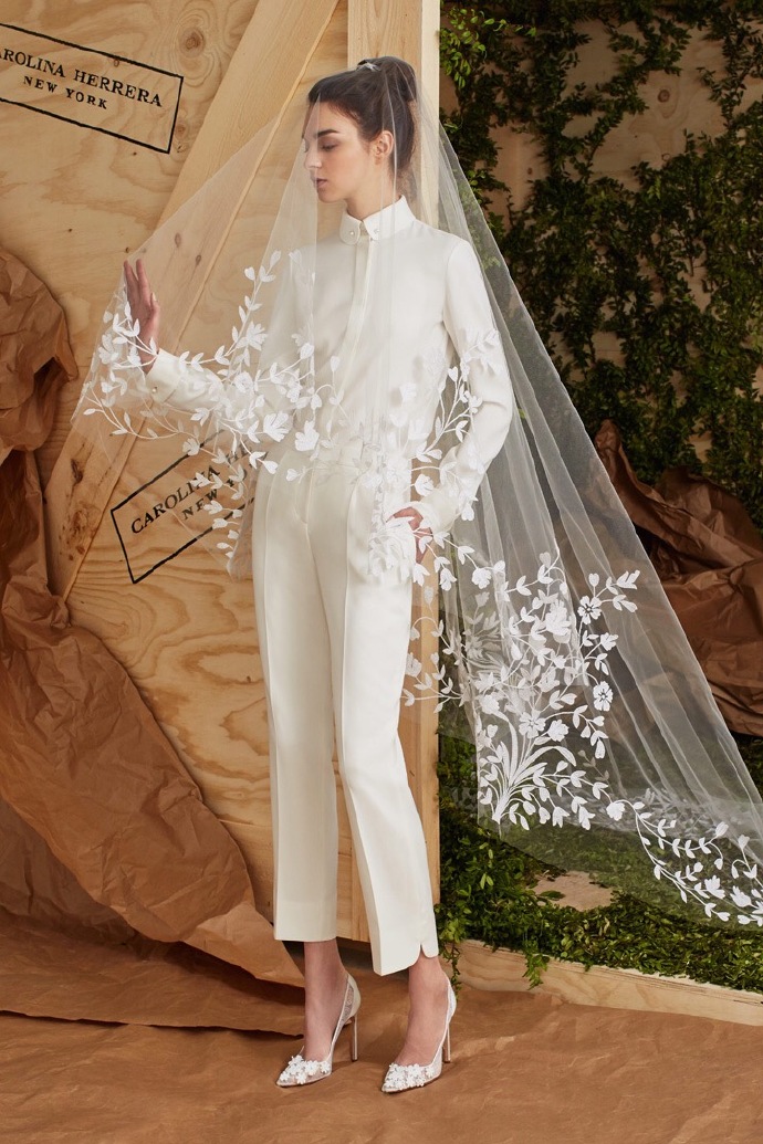 白色婚纱礼服2019年最火婚纱照图片