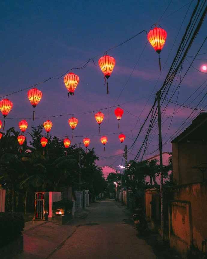 越南旁晚晚霞美景图片