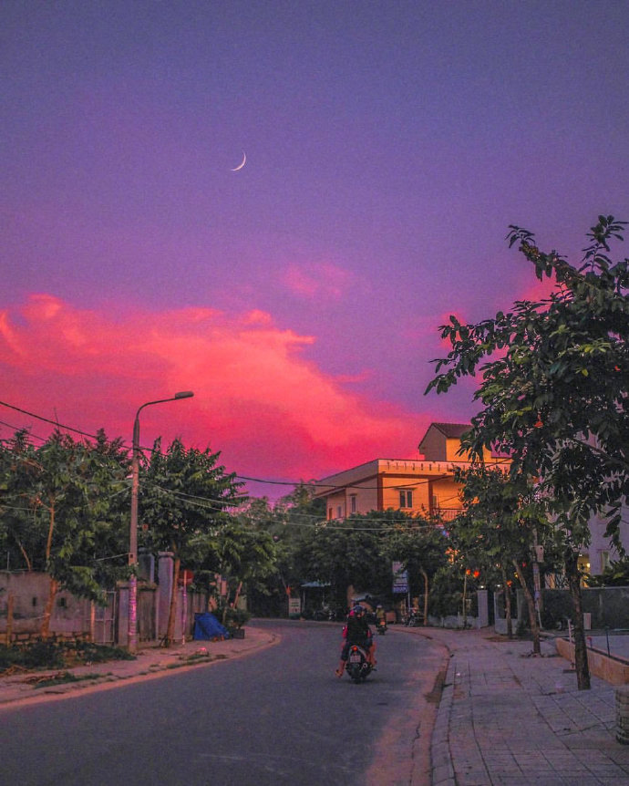 越南旁晚晚霞美景图片