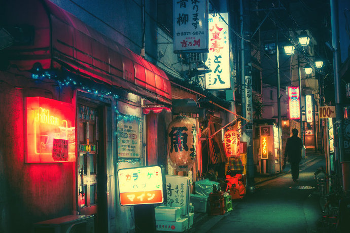 灯火通明的日本街头夜晚风景图片