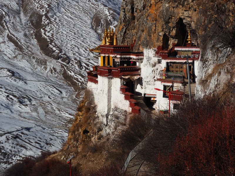 西藏扎耶巴寺风景图片