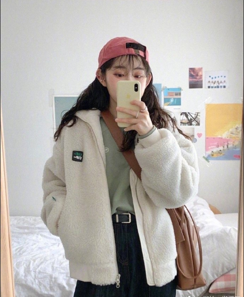 小个子女生的甜美复古色彩搭配参考