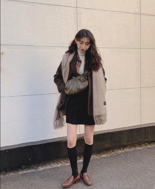 小个子女生的甜美复古色彩搭配参考