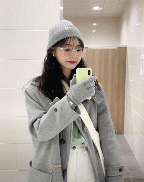 小个子女生的甜美复古色彩搭配参考