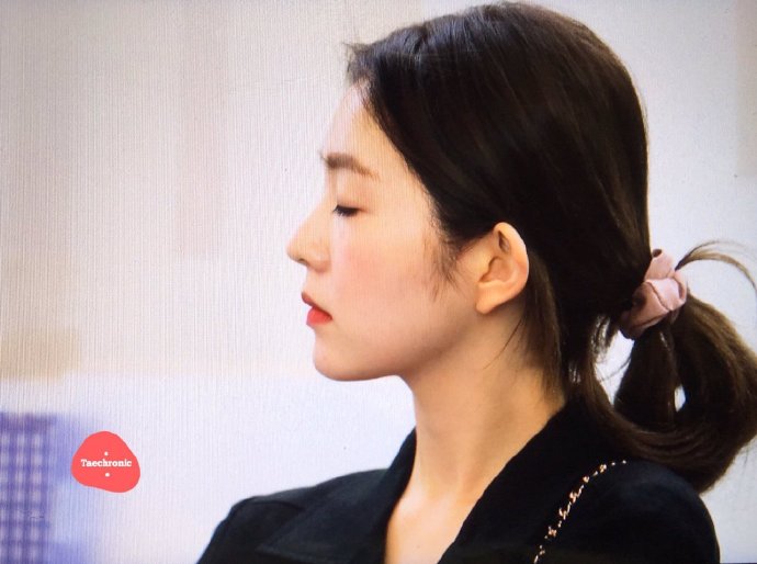 韩国女团red Velvet irene裴珠泫图片