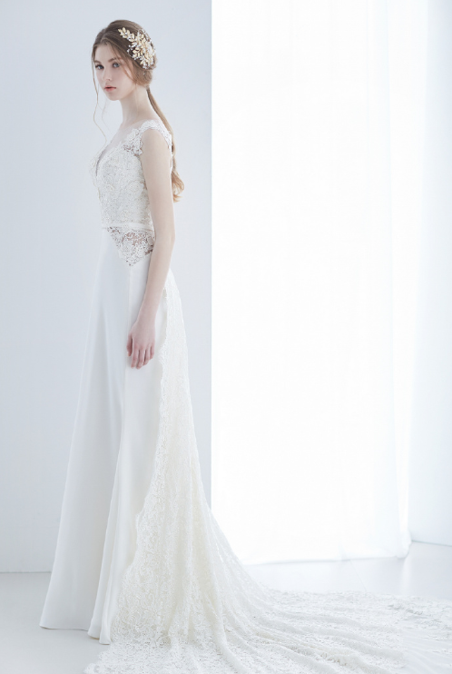 温柔如水的一组个性婚纱礼服图片
