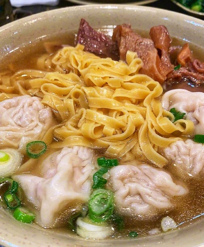 特色小吃云吞面图片