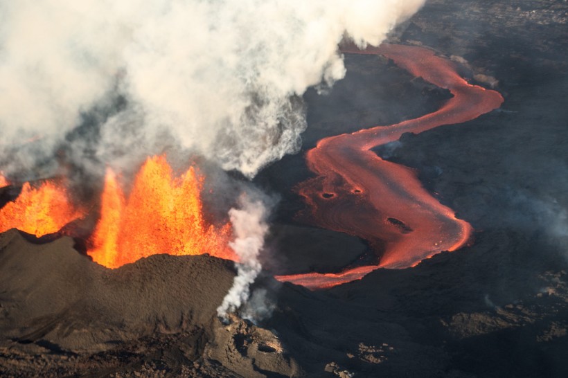 令人震撼的灾难火山喷发图片