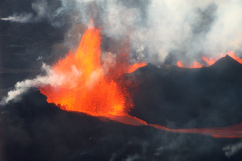 令人震撼的灾难火山喷发图片