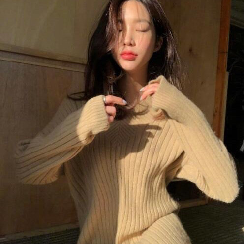 温柔慵懒感的中长发发型气质美女图片