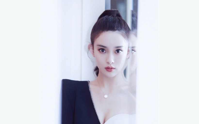 中国美女明星孟子义桌面壁纸图片