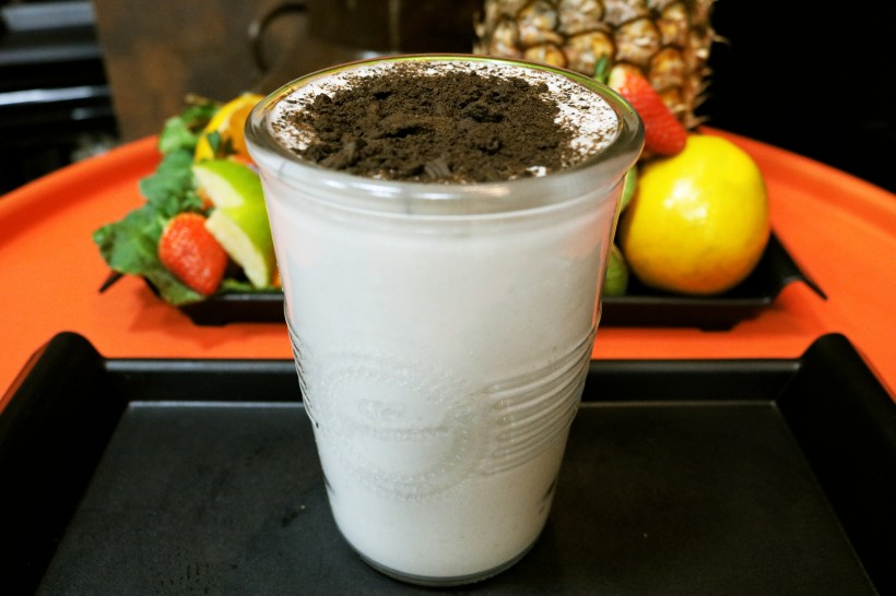 下午茶饮料美味的奶昔图片