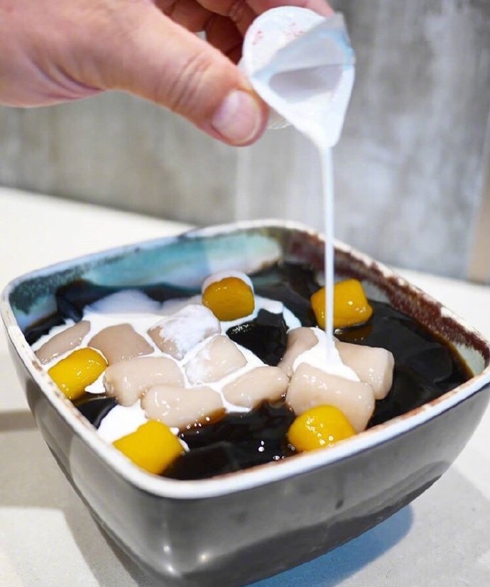 可爱的下午茶甜品芋圆图片