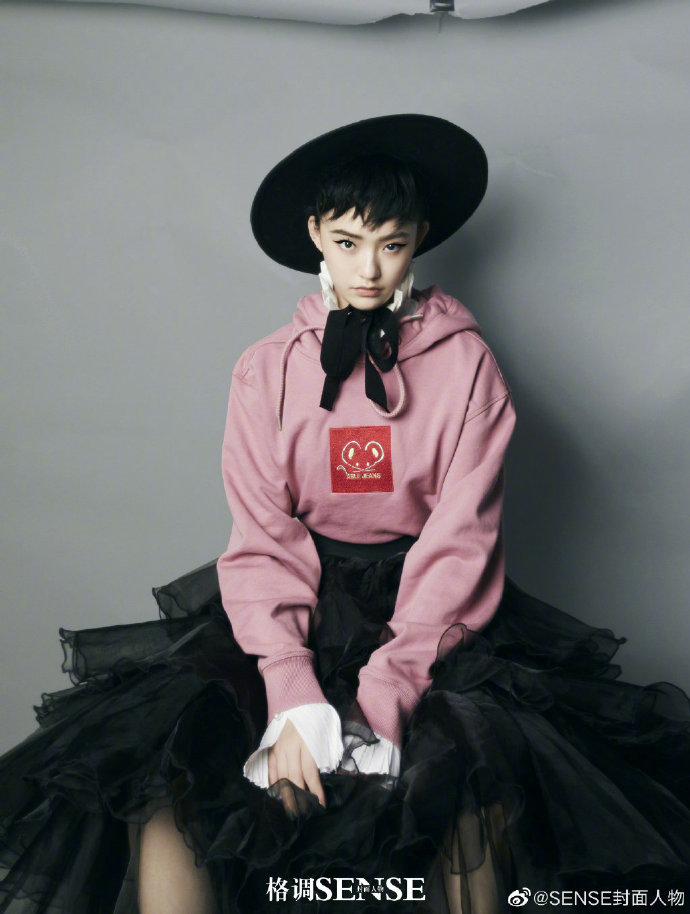 亚洲美女明星林允赫本风大片图片