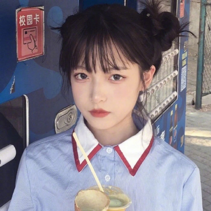 微信头像女可爱小清新图片 真人美女头像图片