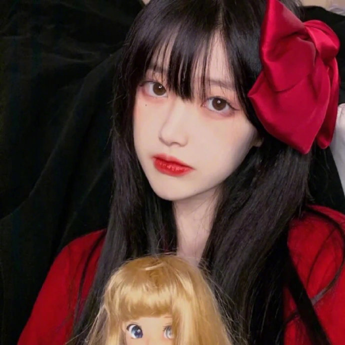 微信头像女可爱小清新图片 真人美女头像图片