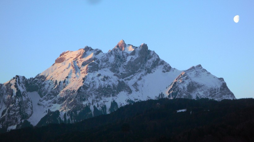 山水风景图片 瑞士皮拉图斯山图片