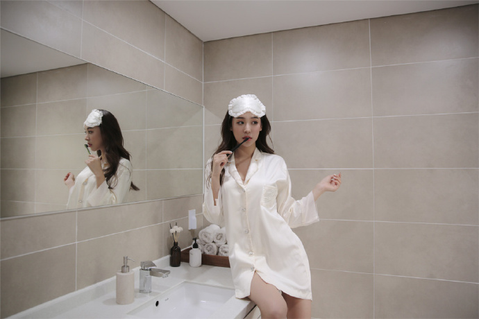 性感美女男友风穿搭在家等你诱惑美图
