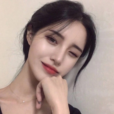 长头发美女头像图片 漂亮的微信头像图片